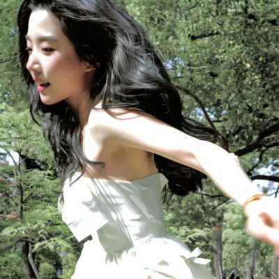 吞噬太阳的女子